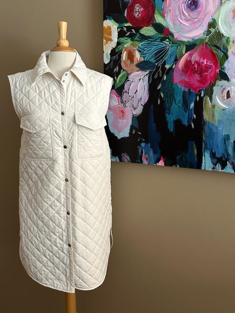 Love Tree Quilted Longline Vest M Cream Snap Front Lightweight Layering